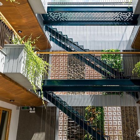 Zoneland Apartments - Lahome Beach Villa Дананг Екстериор снимка